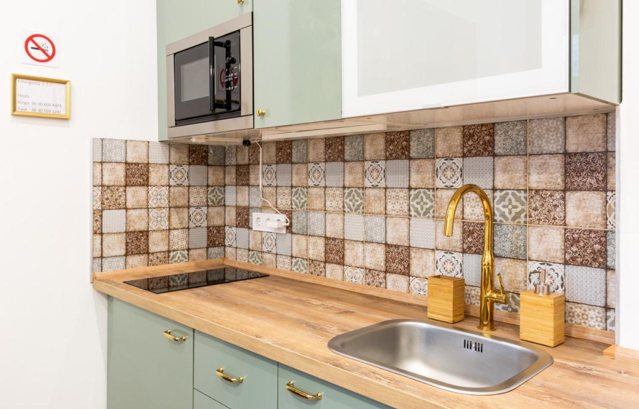 Industrial Style With Ac Steps To Gozsdu Appartamento *