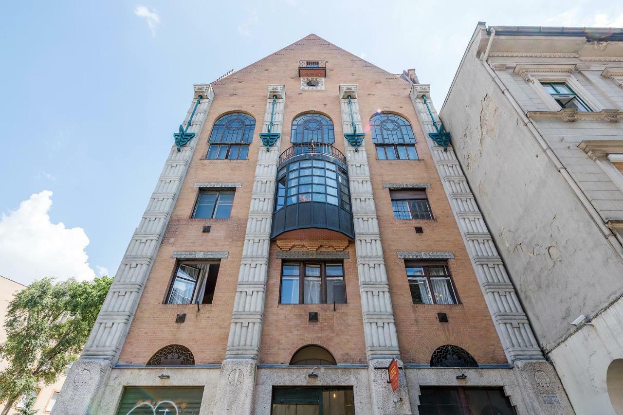 Appartamento Industrial Style With Ac Steps To Gozsdu